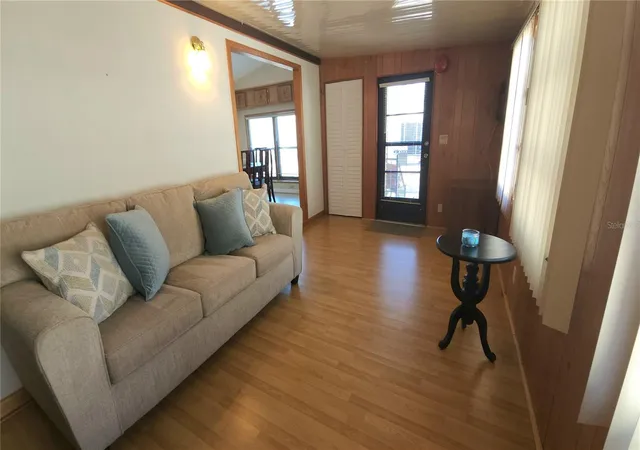 Listing Photo 2 - Condo for sale in building located at 3300 26th Ave E, BRADENTON, FL 34208 - Unit #65