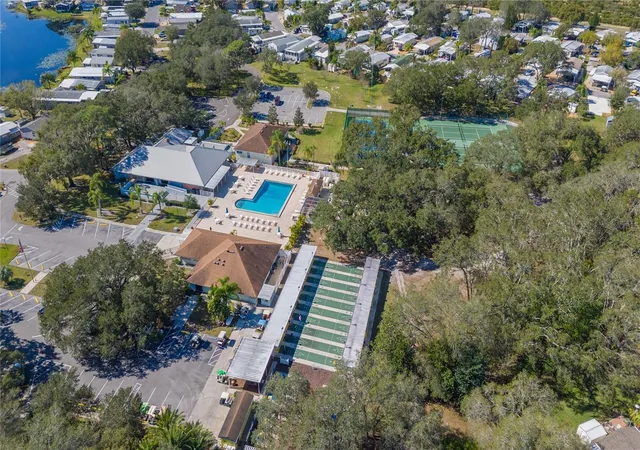 Photo 2 of Manufactured home for sale at 6 Red Quill Cir, Lake Wales, FL 33898 | MLS# L4959625 | Listing updated on 2026-09-14