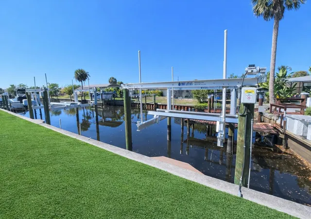 Photo 2 of Multi family home for sale at 3211 Riverside Dr, Punta Gorda, FL 33950 | MLS# C7522368 | Listing updated on 2026-10-05
