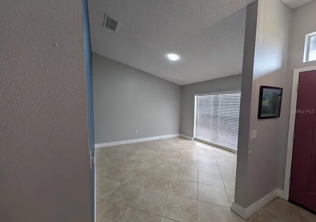 Photo 4 of Single family home for sale at 436 Bloomfield Dr, Kissimmee, FL 34758 | MLS# S5144432 | Listing updated on 2026-10-22