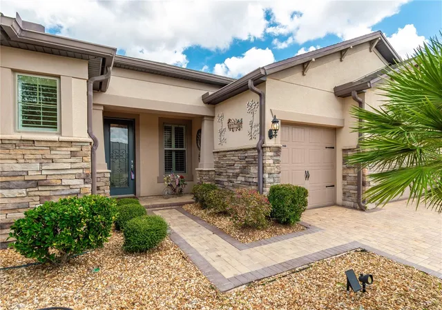 Photo 3 of Single family home for sale at 9761 Sw 74th Place, Ocala, FL 34481 | MLS# TB8479715 | Listing updated on 2026-09-14