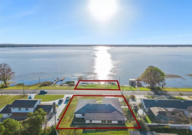 Photo 2 of Single family home for sale at 1106 Lake Ariana Blvd, Auburndale, FL 33823 | MLS# O6385589 | Listing updated on 2026-10-08