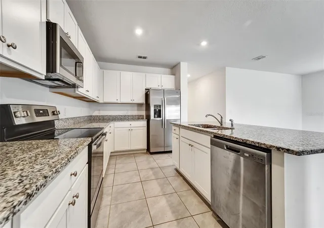 Photo 3 of Single family home for sale at 6785 Branham Ml Ct, Zephyrhills, FL 33542 | MLS# TB8481209 | Listing updated on 2026-09-29