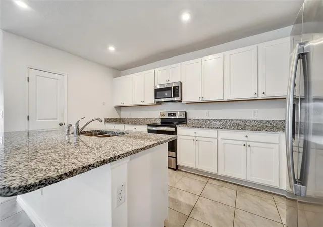 Photo 3 of Single family home for sale at 6785 Branham Ml Ct, Zephyrhills, FL 33542 | MLS# TB8481209 | Listing updated on 2026-09-29