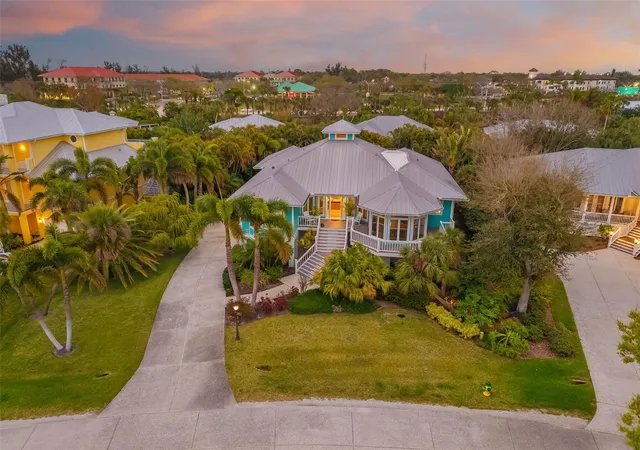 Photo 4 of Sale Pending at 746 Eagle Point Dr, Venice, FL 34285 | MLS# A4684361 | Listing updated on 2026-09-15