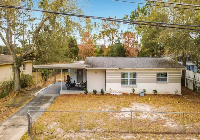 Photo 3 of Single family home for sale at 741 Hillview Dr, Altamonte Springs, FL 32714 | MLS# O6386615 | Listing updated on 2026-10-07