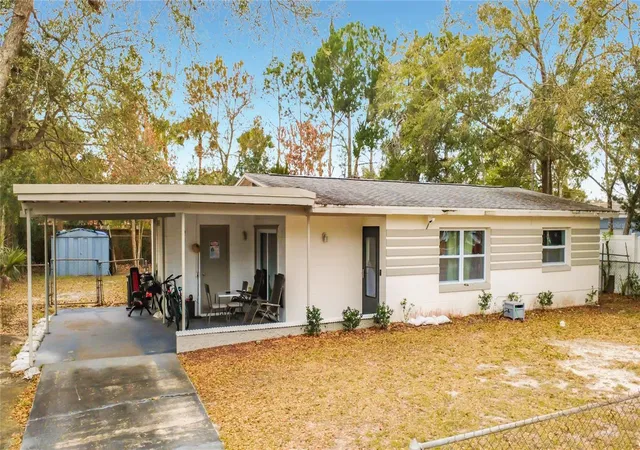 Photo 4 of Single family home for sale at 741 Hillview Dr, Altamonte Springs, FL 32714 | MLS# O6386615 | Listing updated on 2026-10-07