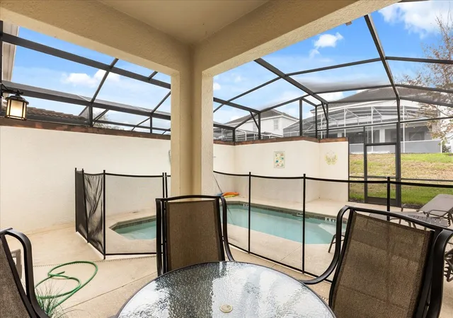 Photo 3 of Townhouse for sale at 9075 Dogleg Dr, Davenport, FL 33896 | MLS# S5144856 | Listing updated on 2026-09-15