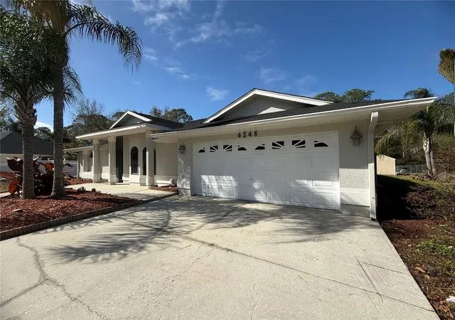 Photo 2 of Single family home for sale at 4548 Yorkshire Ln, Kissimmee, FL 34758 | MLS# S5145086 | Listing updated on 2026-09-15