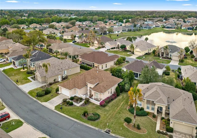 Photo 3 of Single family home for sale at 9512 Se 124th Loop, Summerfield, FL 34491 | MLS# OM720061 | Listing updated on 2026-09-14