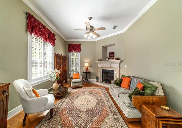 Photo 4 of Single family home for sale at 905 SE 12th Street, Ocala, FL 34471 | MLS# OM720321 | Listing updated on 2026-09-14