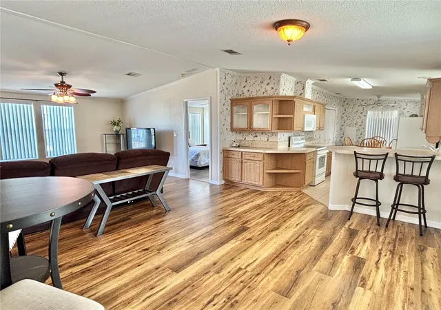 Photo 4 of Manufactured home for sale at 136 Americana Ct NE #230, St Petersburg, FL 33702 | MLS# TB8484211 | Listing updated on 2026-10-06