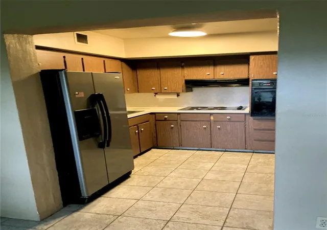 Photo 4 of Condo for sale at 4300 58th Street N #1801, Kenneth City, FL 33709 | MLS# TB8484496 | Listing updated on 2026-09-15