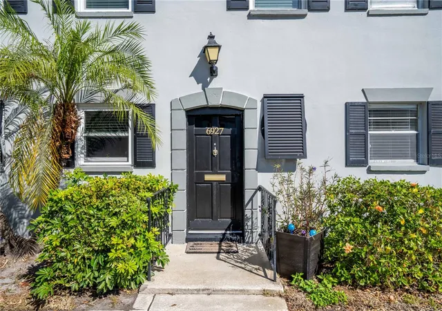 Photo 1 of Condo for sale at 6927 Pl De La Paix #6927, St Petersburg, FL 33707 | MLS# TB8484534 | Listing updated on 2026-09-23