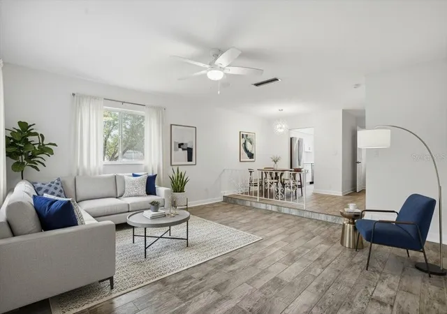 Photo 2 of Condo for sale at 6927 Pl De La Paix #6927, St Petersburg, FL 33707 | MLS# TB8484534 | Listing updated on 2026-09-23