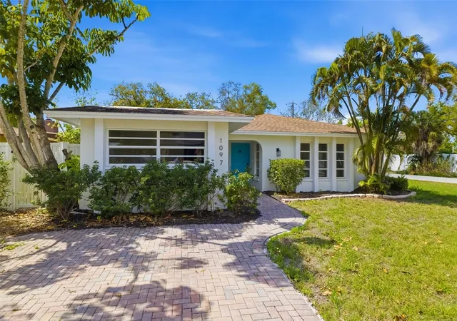 Photo 3 of Single family home for sale at 1097 Willis Ave, Sarasota, FL 34232 | MLS# A4685461 | Listing updated on 2026-09-15