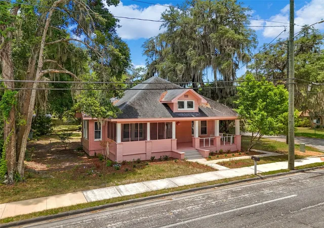 Photo 2 of Single family home for sale at 21927 Se 69th Avenue, Hawthorne, FL 32640 | MLS# GC538325 | Listing updated on 2026-09-10