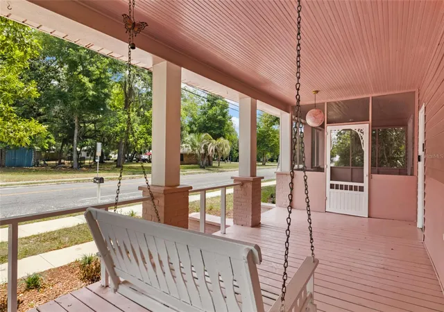 Photo 3 of Single family home for sale at 21927 SE 69th Avenue, Hawthorne, FL 32640 | MLS# GC538325 | Listing updated on 2026-09-10