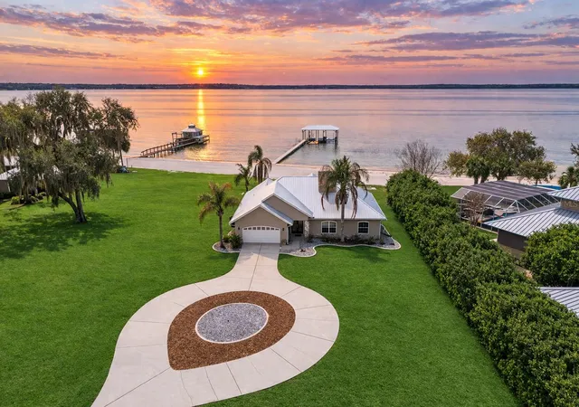 Photo 2 of Single family home for sale at 12830 Se 144th Avenue, Ocklawaha, FL 32179 | MLS# OM720477 | Listing updated on 2026-09-23