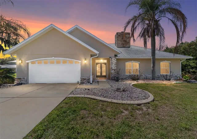 Photo 3 of Single family home for sale at 12830 Se 144th Avenue, Ocklawaha, FL 32179 | MLS# OM720477 | Listing updated on 2026-09-23