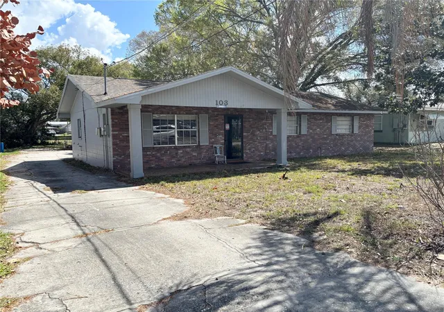 Photo 1 of Single family home for sale at 103 Davis St, Auburndale, FL 33823 | MLS# L4960131 | Listing updated on 2026-09-11
