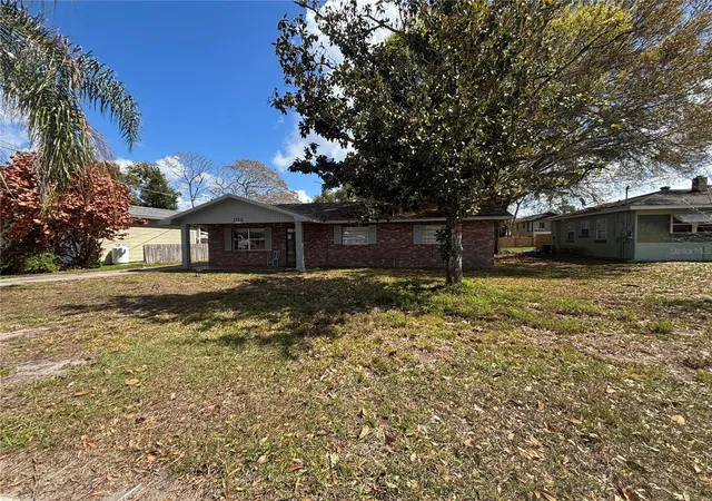 Photo 2 of Single family home for sale at 103 Davis St, Auburndale, FL 33823 | MLS# L4960131 | Listing updated on 2026-09-11