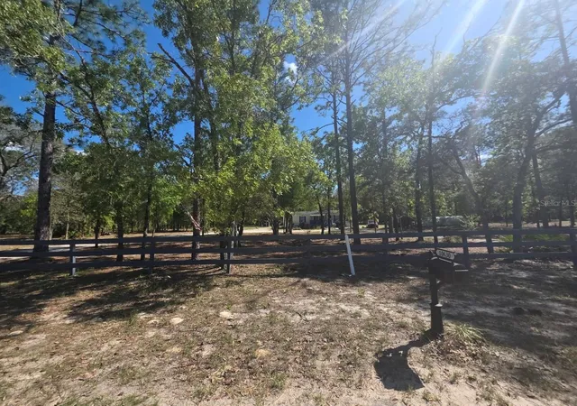 Photo 19 of Manufactured home for sale at 10630 NE 80th Street, BRONSON, FL 32621 | MLS# TB8484993 | Listing updated on 2026-09-10