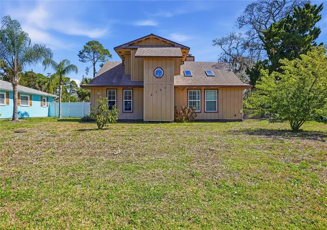 Photo 3 of Sale Pending at 3131 Juniper Dr, Edgewater, FL 32141 | MLS# O6389398 | Listing updated on 2026-10-09