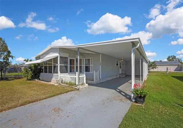 Photo 2 of Manufactured home for sale at 4809 Empress Ln, Holiday, FL 34690 | MLS# TB8485092 | Listing updated on 2026-09-14