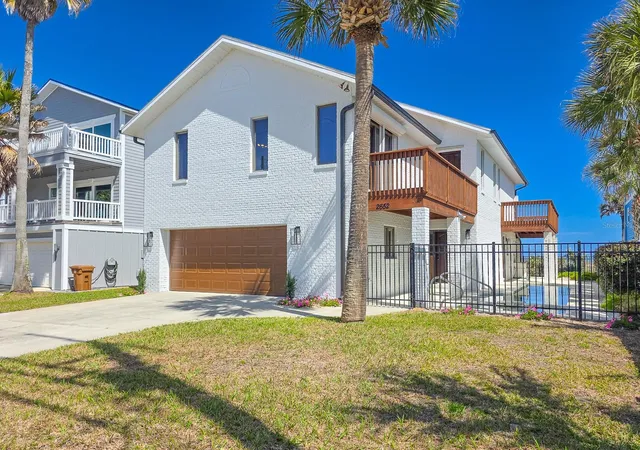 Photo 1 of Single family home for sale at 2652 S Ocean Shore Blvd, Flagler Beach, FL 32136 | MLS# FC316812 | Listing updated on 2026-09-15