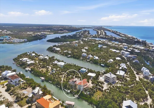 Photo 3 of Single family home for sale at 65 Palm Dr, Placida, FL 33946 | MLS# D6146557 | Listing updated on 2026-09-15