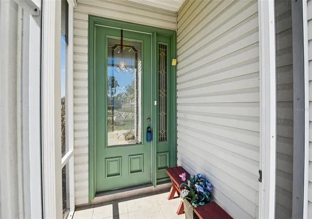 Photo 4 of Single family home for sale at 6105 Dory Way, Tavares, FL 32778 | MLS# OM720727 | Listing updated on 2026-10-09