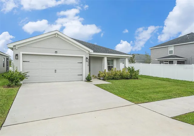 Photo 2 of Single family home for sale at 6436 Pebblebrooke Way, Zephyrhills, FL 33541 | MLS# TB8486348 | Listing updated on 2026-10-08