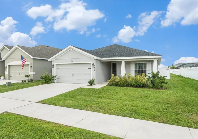 Photo 3 of Single family home for sale at 6436 Pebblebrooke Way, Zephyrhills, FL 33541 | MLS# TB8486348 | Listing updated on 2026-10-08