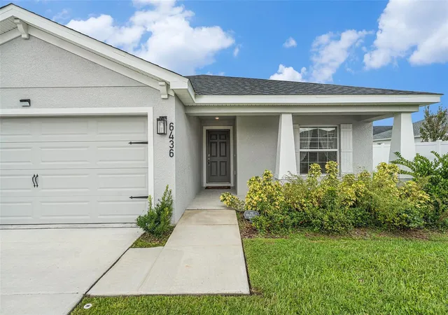 Photo 3 of Single family home for sale at 6436 Pebblebrooke Way, Zephyrhills, FL 33541 | MLS# TB8486348 | Listing updated on 2026-10-08