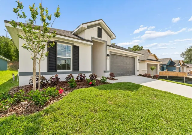 Photo 2 of Sale Pending at 13000 Kent Bradley St, Dade City, FL 33525 | MLS# TB8486892 | Listing updated on 2026-09-21