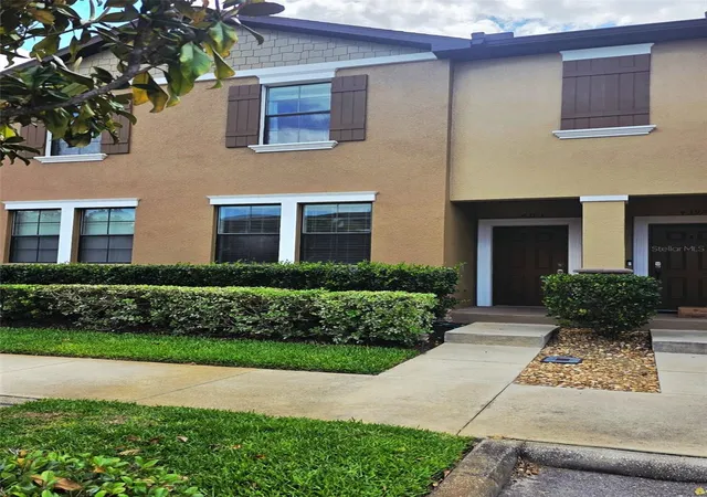 Photo 2 of Townhouse for sale at 4393 Fennwood Ct, Wesley Chapel, FL 33543 | MLS# TB8486968 | Listing updated on 2026-09-13