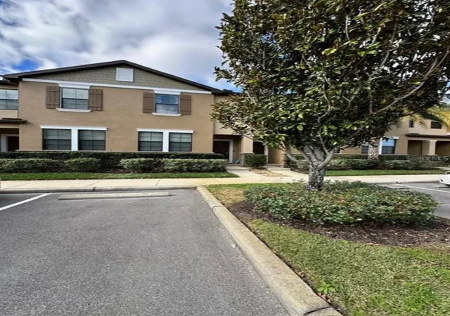 Photo 4 of Townhouse for sale at 4393 Fennwood Ct, Wesley Chapel, FL 33543 | MLS# TB8486968 | Listing updated on 2026-09-13