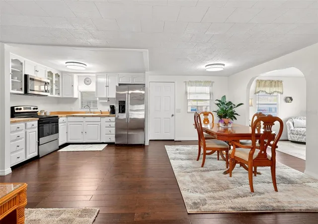 Photo 3 of Manufactured home for sale at 7 Cocos Plumosa Dr #A, Eustis, FL 32726 | MLS# G5109650 | Listing updated on 2026-09-13