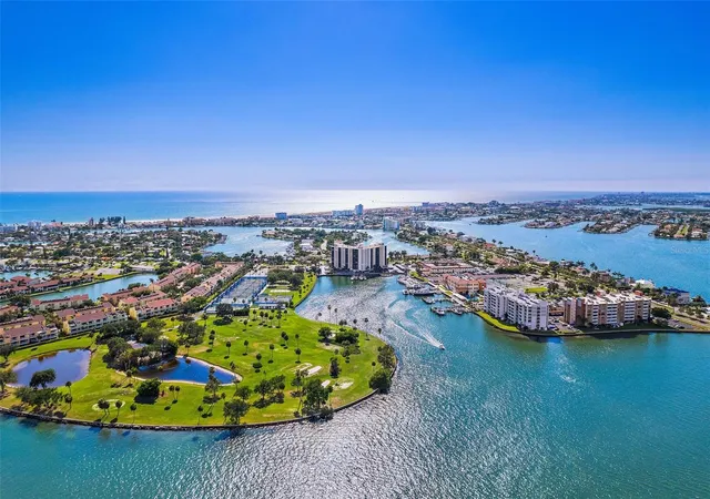 Photo 3 of Condo for sale at 10355 Paradise Blvd #608, Treasure Island, FL 33706 | MLS# TB8487384 | Listing updated on 2026-10-03