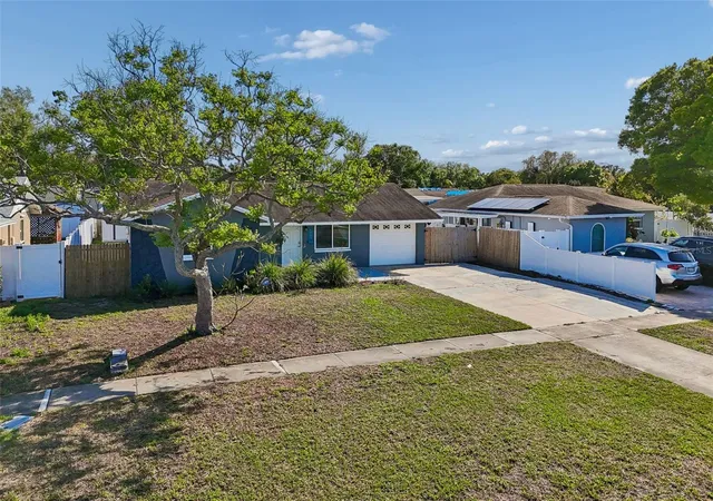Photo 2 of Single family home for sale at 6882 62nd Avenue N, Pinellas Park, FL 33781 | MLS# TB8487857 | Listing updated on 2026-09-23