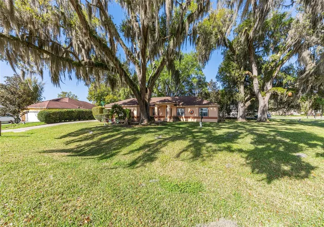Photo 2 of Sale Pending at 10090 Sw 78th Court, Ocala, FL 34476 | MLS# OM721077 | Listing updated on 2026-09-18
