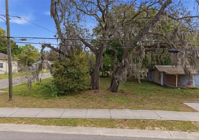 Photo 2 of Land for sale at 1301 S Central Ave, Apopka, FL 32703 | MLS# O6392018 | Listing updated on 2026-10-08