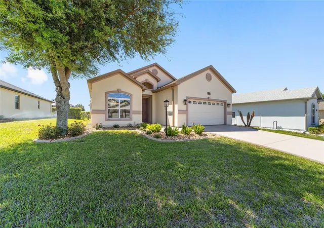 Photo 3 of Single family home for sale at 10948 Se 167th Place, Summerfield, FL 34491 | MLS# OM721195 | Listing updated on 2026-09-15