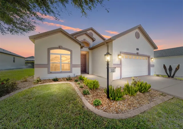 Photo 3 of Single family home for sale at 10948 SE 167th Place, Summerfield, FL 34491 | MLS# OM721195 | Listing updated on 2026-09-15