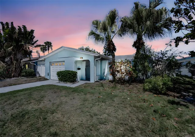 Photo 4 of Single family home for sale at 3931 Headsail Dr, New Port Richey, FL 34652 | MLS# TB8488804 | Listing updated on 2026-09-29