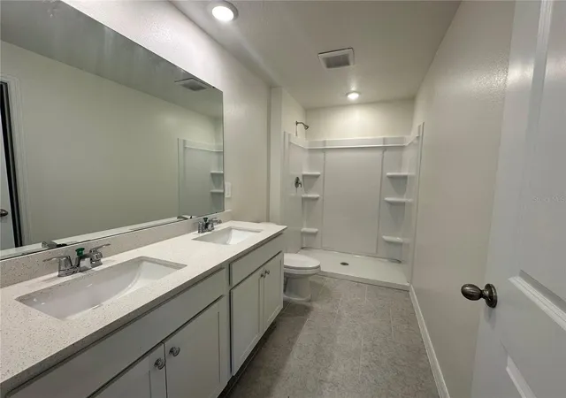 Photo 4 of Sale Pending at 260 Spindlewood Blvd, Dundee, FL 33838 | MLS# C7523784 | Listing updated on 2026-09-14