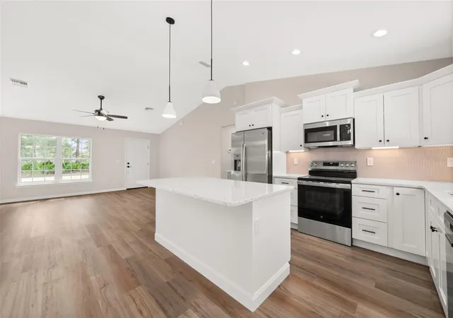Photo 3 of Sale Pending at 4206 Jaguar Dr, Sebring, FL 33872 | MLS# A4687264 | Listing updated on 2026-09-22