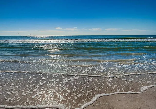 Listing Photo 5 - Condo for sale in building located at 6154 Midnight Pass Rd, Sarasota, FL 34242 - Unit #7C