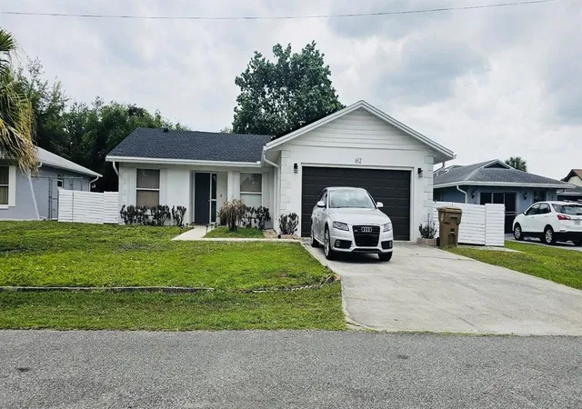 Photo 1 of Single family home for sale at 612 Estrada Ln, Kissimmee, FL 34758 | MLS# S5146487 | Listing updated on 2026-09-14